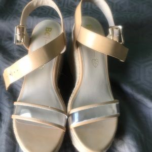 Born in California wedges